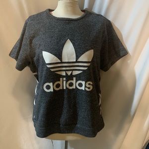 ADIDAS SHORT SLEEVE SWEATSHIRT